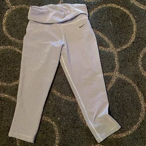 Nike dri-fit crop work out pants